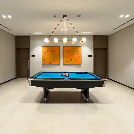 Grandeur 2 Bedroom Apartments I Burj Khalifa & Fountain Views I Free Parking, Gym, Pool, Wi-Fi & Ps5 I By Skyline Serenity Dubai Exterior photo